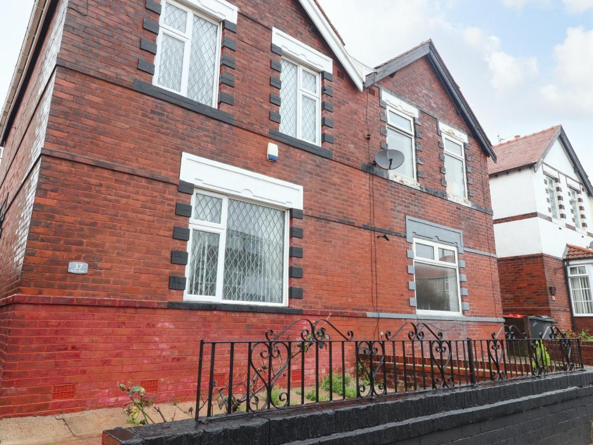 37 Nutter Road Villa Cleveleys Bagian luar foto