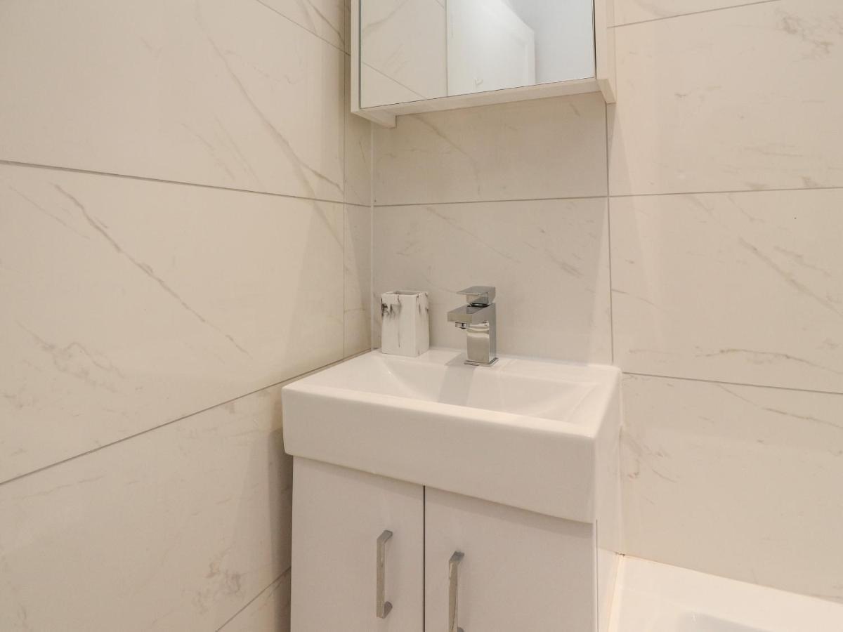 37 Nutter Road Villa Cleveleys Bagian luar foto