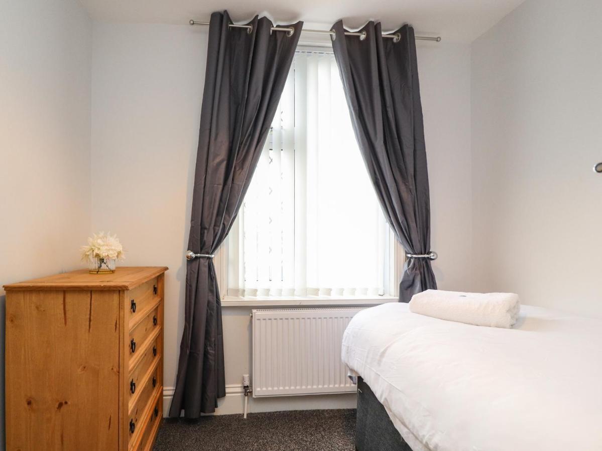 37 Nutter Road Villa Cleveleys Bagian luar foto